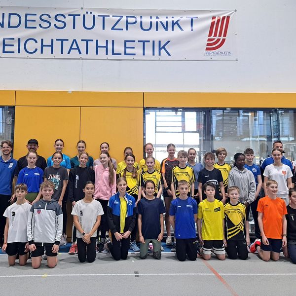 Fröhliche Gesichter in der Schauffele-Halle