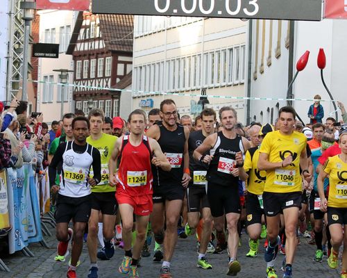 Start-Ziel-Siege beim Sparkassen Alb Marathon in Schwäbisch Gmünd