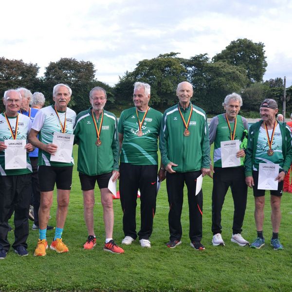 Das Team der LAG Obere Murg gewinnt bei der M70 den dritten Platz.